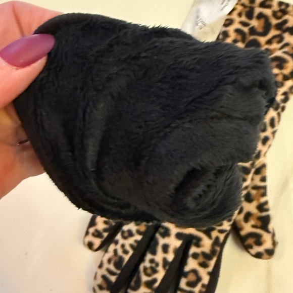 Isotoner Animal Print Gloves - Picture 4 of 4